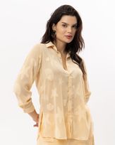 max-camisa-crepe-bordado-botoes-madreperolas-manteiga-it61360725-01
