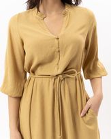 vestido-midi-viscose-textura-barra-maria-e-cinto-torcal-amarula-vt60280625-02