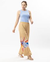 calca-pantalona-tecido-estampa-orguidea-amarula-ct62140825-02