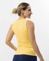 regata-malha-canelada-decote-redondo-amarelo--bm62060825_297-03