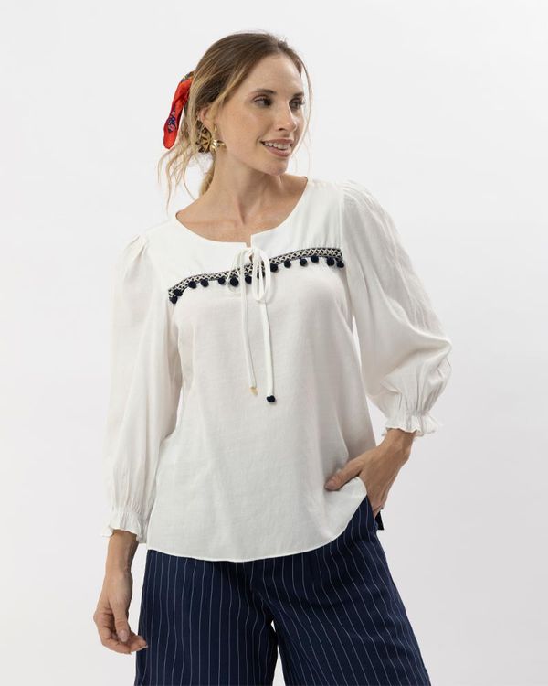 blusa-viscose-textura-aplicacoes-com-pompons-off-white-bt61980825-01
