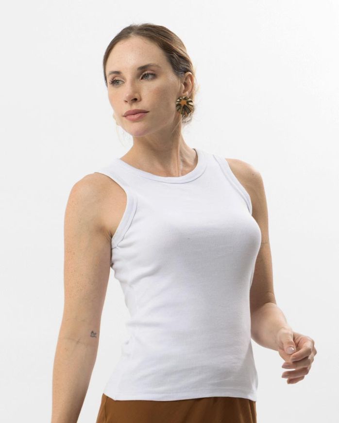 regata-malha-canelada-decote-redondo-branco--bm62060825--01