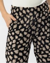 calca-comfy-malha-jersey-estampada-areia--cm51540125_379-02