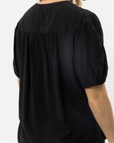 blusa-viscose-mangas-balone-e-botoes-cobertos-preto--bt62440825-03