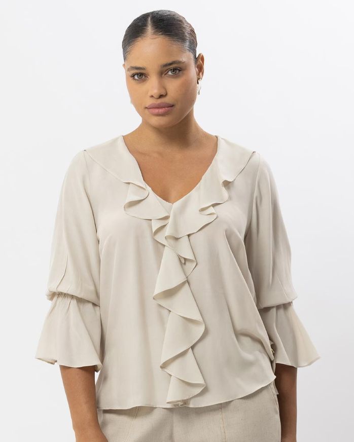 blusa-viscose-frente-babados-e-punho-flare-amarula-bt62560825_783-01
