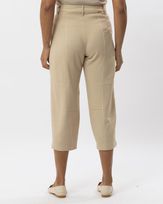 calca-reta-alfaiataria-textura-recortes-pespontos-contrastantes-amarula-ct60320625_783-03