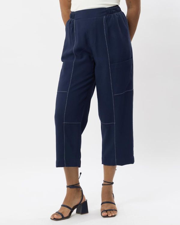 calca-reta-utilitaria-alfaiataria-twill-pespontos-contrastantes-marinho--ct61020725_331-01