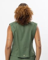 colete-linho-com-botoes-organicos-e-pregas-verde--ot63020925_293-03