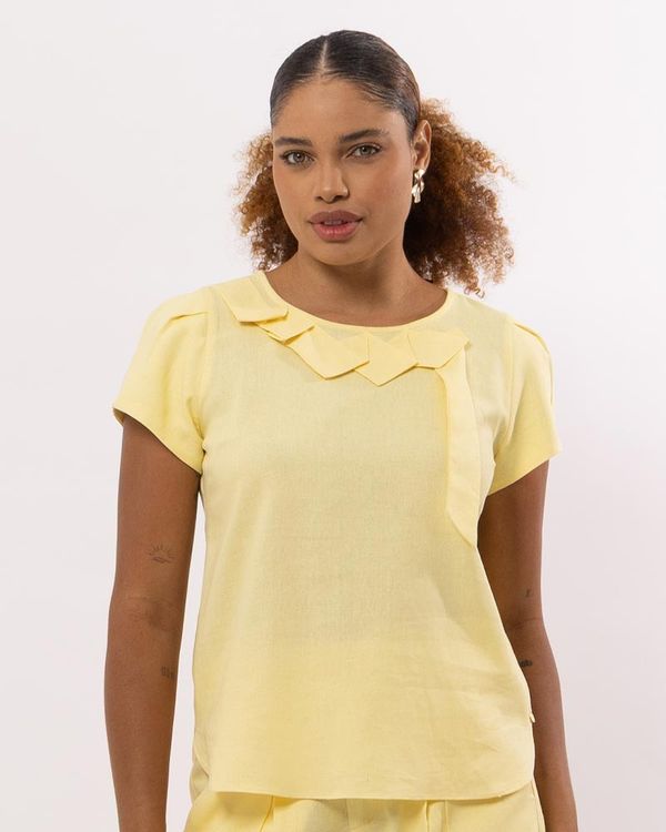 blusa-linho-dobraduras-no-decote-e-manga-curta-amarelo--bt63420925_297-01