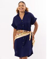 chemise-viscose-textura-detalhes-franzidos-e-botoes-tartarugas-marinho--vt63380925_331-02