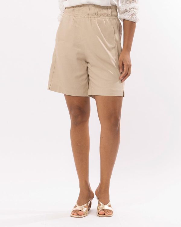 bermuda-comfy-linho-com-bolsos-amarula-dt64161025-01