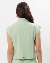 colete-viscose-textura-frente-botoes-verde--ot60420625-03