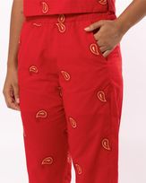 calca-comfy-reta-voil-bordado-paisley-vermelho--ct63901025-02