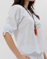 blusa-laise-jardim-ombro-a-ombro-branco--bt64041025-02