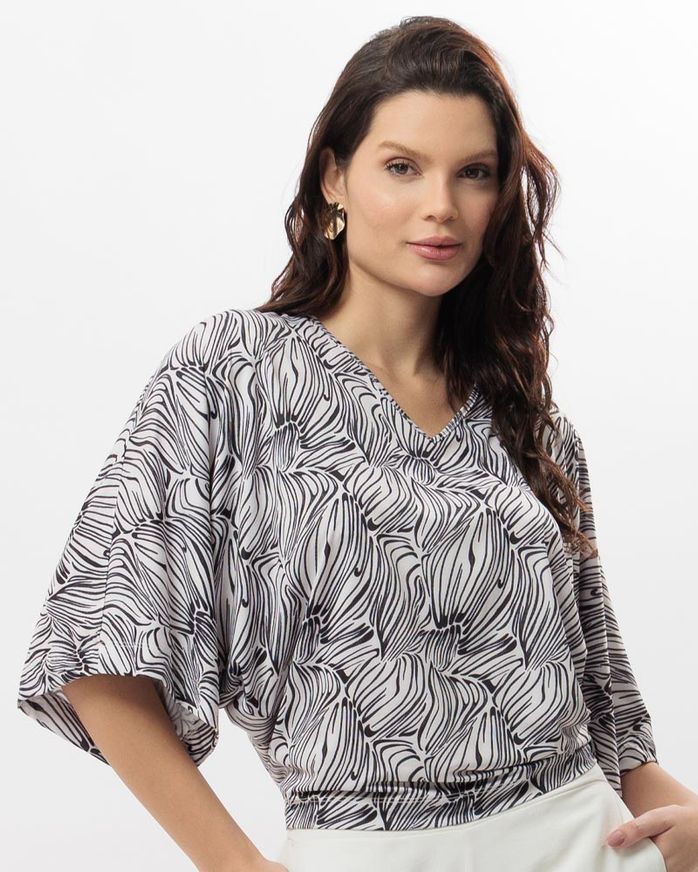 blusa-bolha-malha-algas-pb-mangas-kimono-preto--bm64341025-01