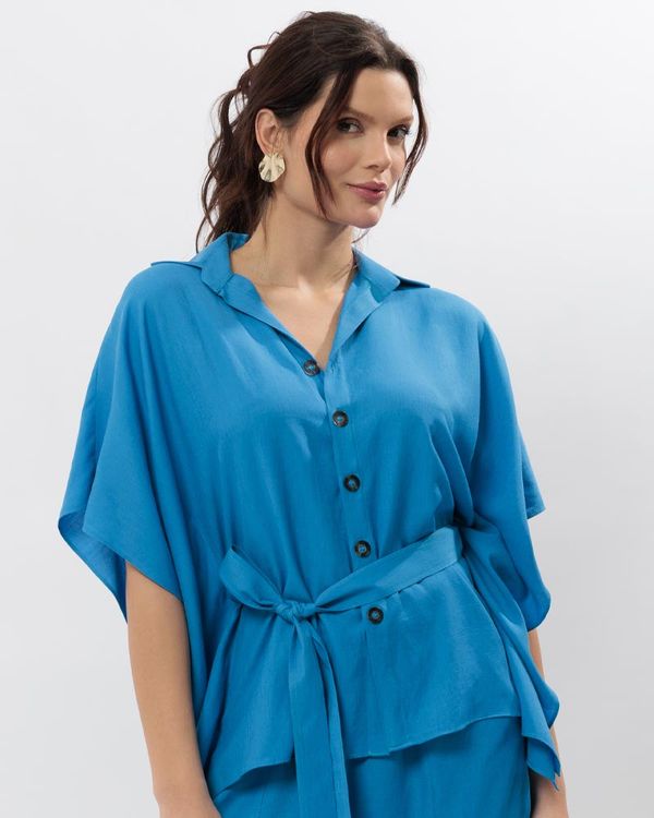 camisa-kaftan-viscose-textura-botoes-tartaruga-azul--it65221125-01