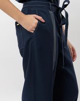 calca-reta-alfaiataria-twill-pespontos-contrastantes-marinho--ct64101025-02