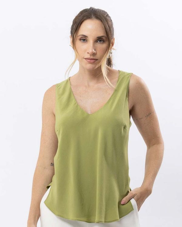 blusa-cavada-viscose-soft-decote-v-verde--bt55721225-01
