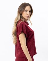 blusa-viscose-jacquard-flor-lotus-gola-virada-vinho--bt55401225-02