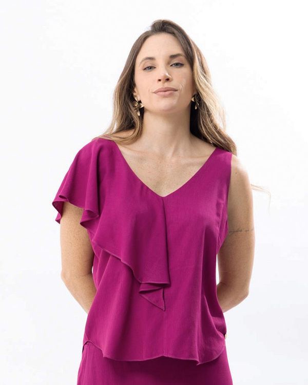 blusa-viscose-textura-babado-assimetrico-magenta-bt65321125-01