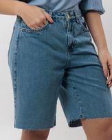 bermuda-jeans-wide-leg-barra-a-fio-azul--dj62340825-02