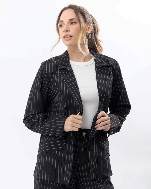 bcazer-alfaiataria-risca-de-giz-com-bolsos-preto--zt55801225-01