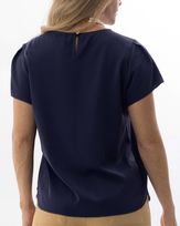 blusa-crepe-manga-curta-com-pregas-marinho--bt64541025-03