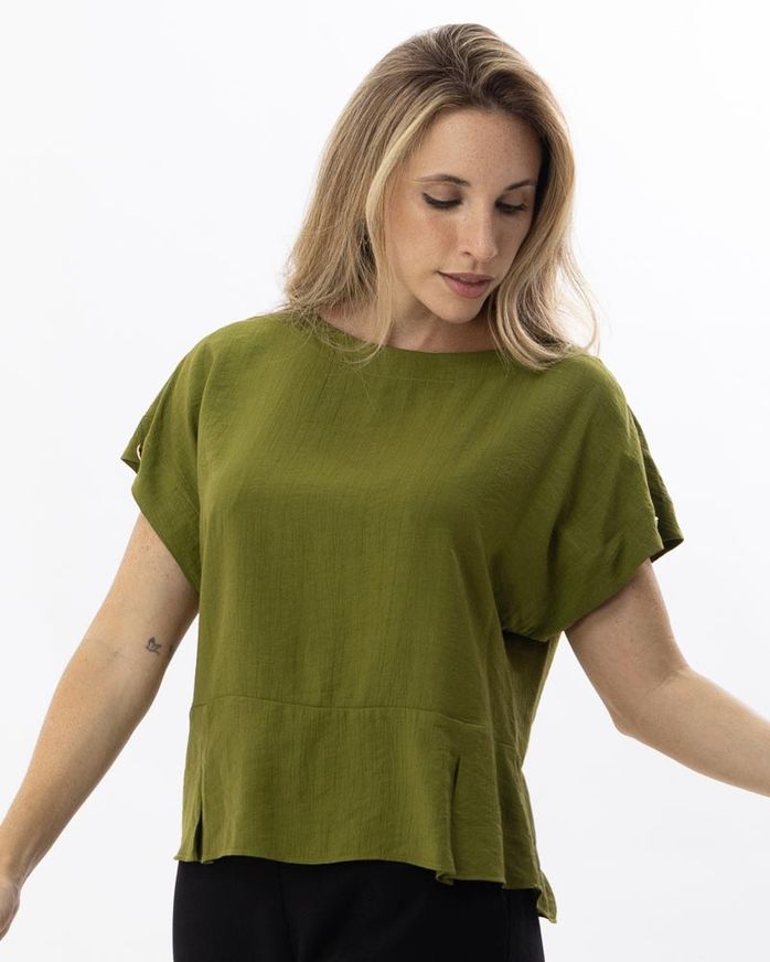 blusa-tecido-textura-basque-com-pregas-e-botoes-verde--bt56280126-01