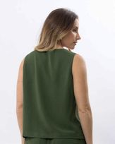blusa-cavada-alfaiataria-botoes-organicos-verde--bt55321225-03