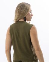 blusa-cropped-linho-botoes-tartaruga-verde--bt56900226-03