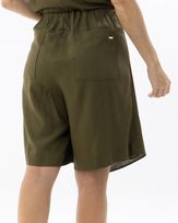 bermuda-linho-transpasse-e-fivela-tartaruga-verde--dt56880226-03