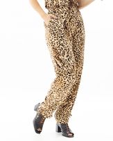 calca-reta-estampa-animal-print-barra-com-regulagens-estampado--ct57260226-01