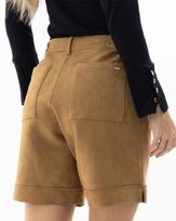 bermuda-suede-com-bolsos-e-botao-coberto-caramelo--dt56940226-03